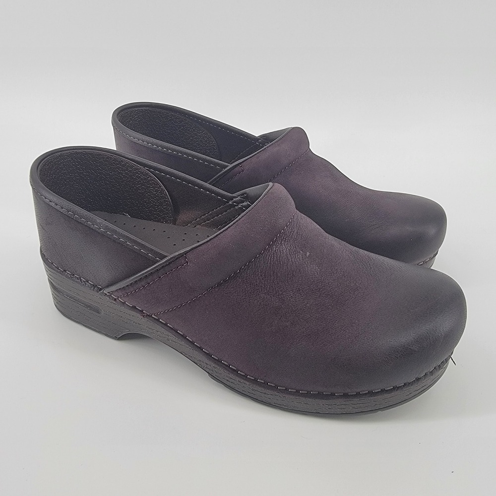 Dansko Professional Clogs Womens EU 42/US 11.5 Dark Plum Burgundy Leather